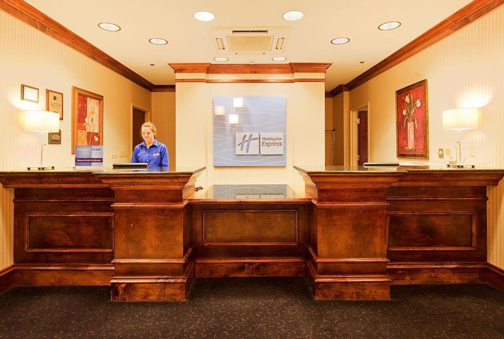 Holiday Inn Express Hotel & Suites Lucedale By Ihg Экстерьер фото