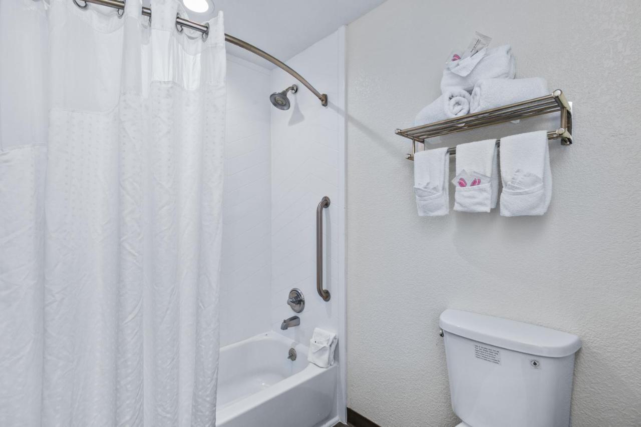 Holiday Inn Express Hotel & Suites Lucedale By Ihg Экстерьер фото