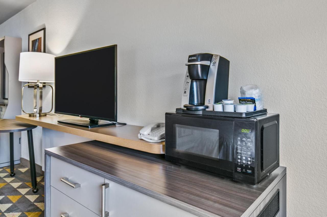 Holiday Inn Express Hotel & Suites Lucedale By Ihg Экстерьер фото
